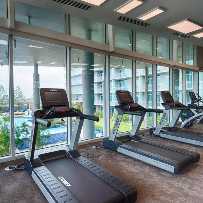 Appartement Luxury Highrise In Midtown - Skyline Views And Chic Decor à Houston Extérieur photo